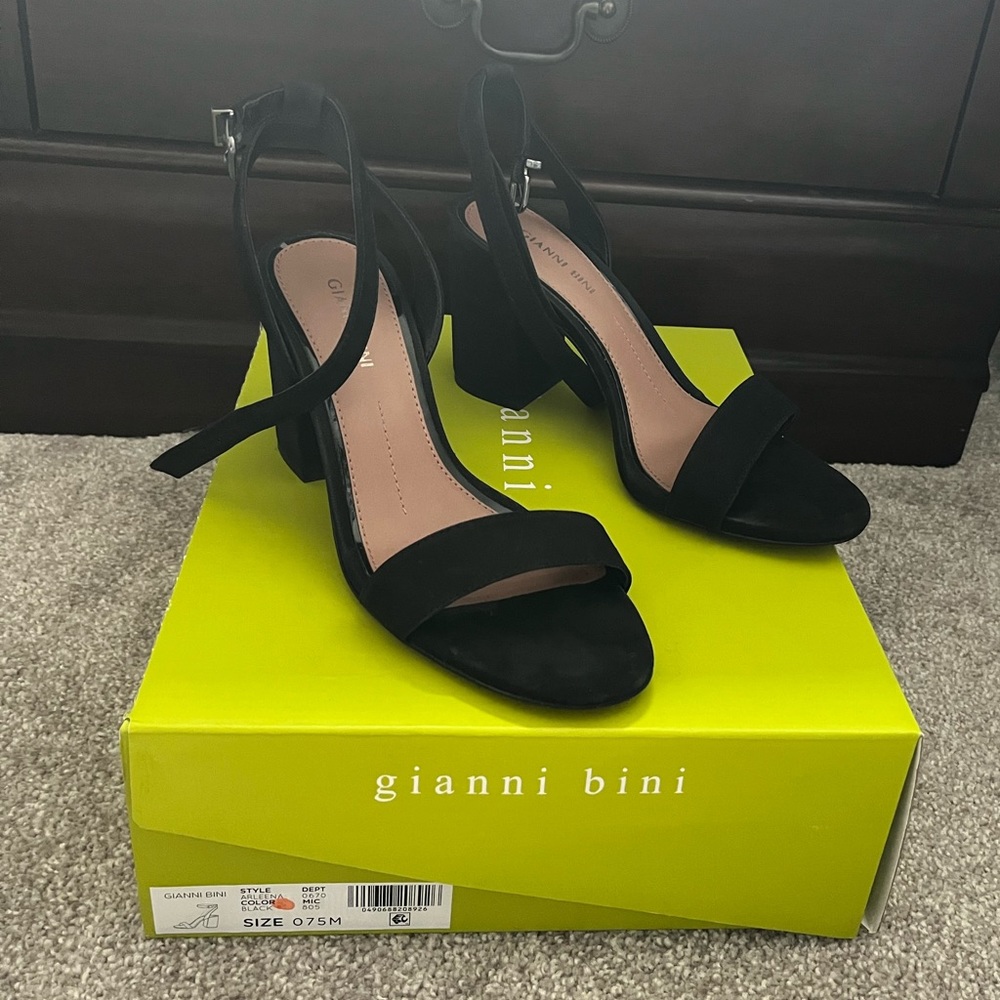 Gianna Bini Arleena Suede Block Heel Sandals
